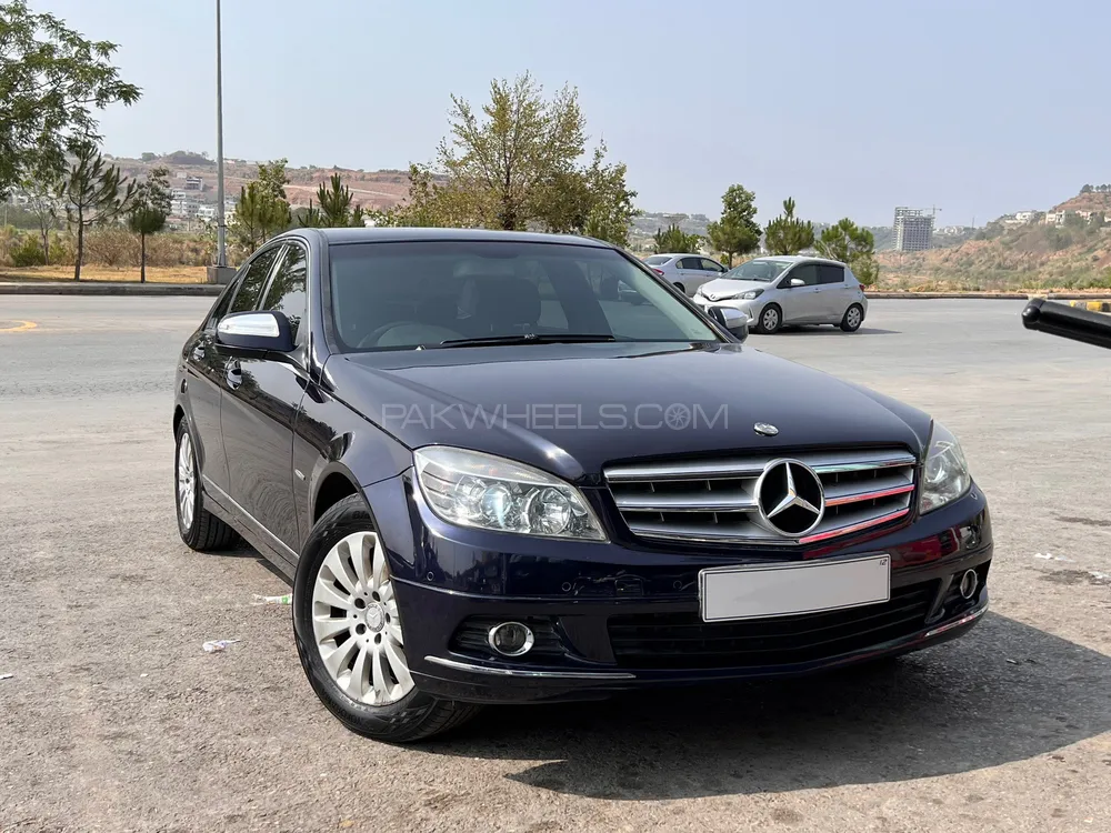 Mercedes Benz C Class 2009 for Sale in Islamabad Image-1