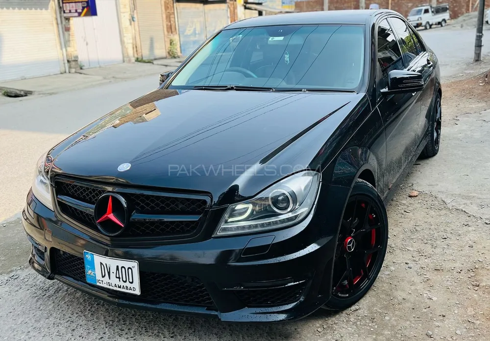 Mercedes Benz C Class 2011 for Sale in Islamabad Image-1