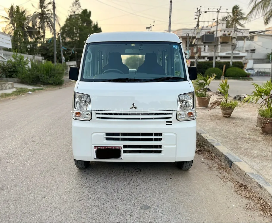 Mitsubishi Minicab 2020 for Sale in Karachi Image-1