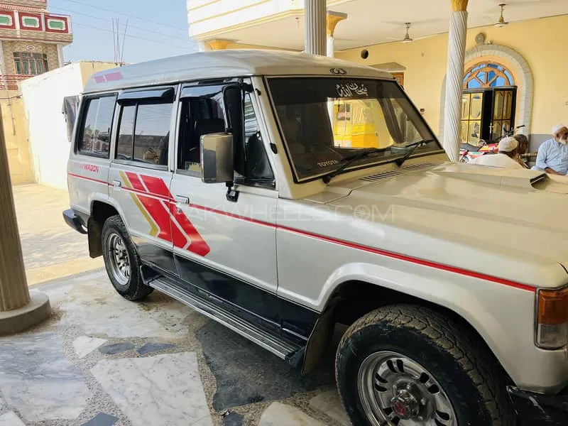 Mitsubishi Pajero 1988 for Sale in Swabi Image-1