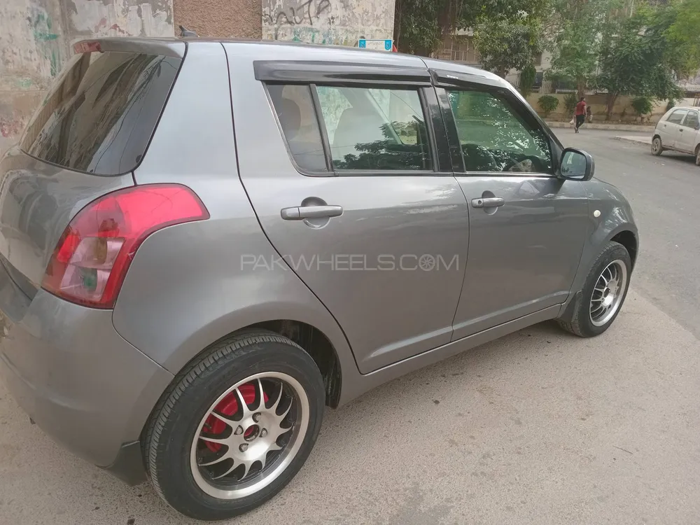 Suzuki Swift 2010 for Sale in Karachi Image-1
