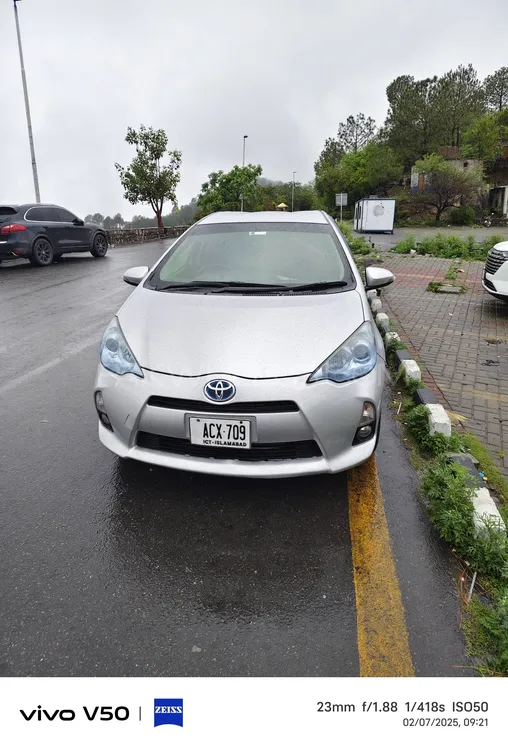 Toyota Aqua 2014 for Sale in Peshawar Image-1
