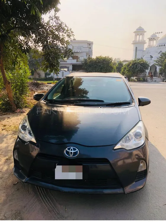 Toyota Aqua 2013 for Sale in Faisalabad Image-1