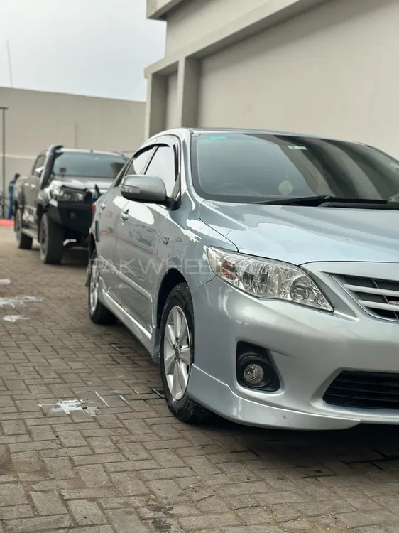 Toyota Corolla 2013 for Sale in Karachi Image-1
