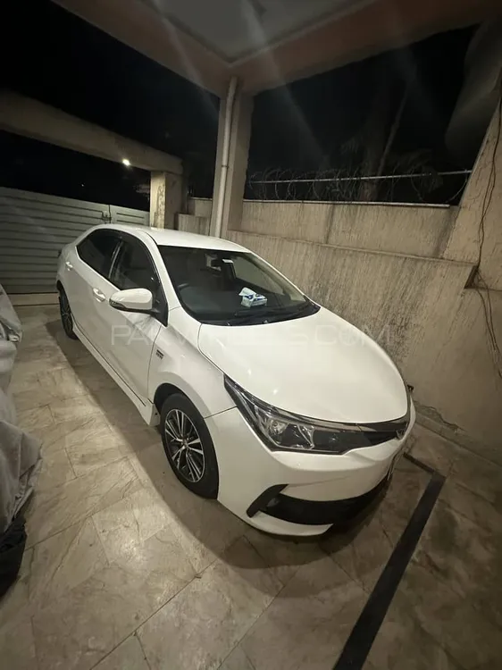 Toyota Corolla 2018 for Sale in Islamabad Image-1