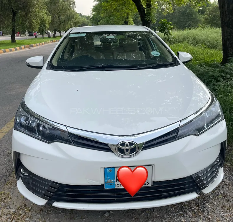 Toyota Corolla 2019 for Sale in Islamabad Image-1