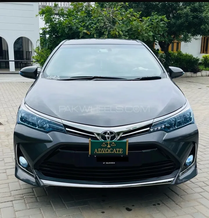 Toyota Corolla 2017 for Sale in Gujranwala Image-1