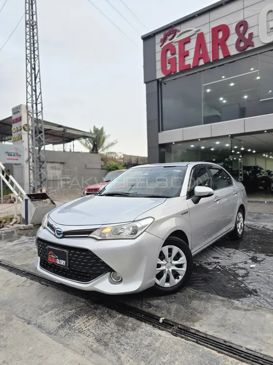 Toyota Corolla Axio 2015 for Sale in Islamabad Image-1