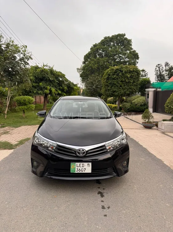 Toyota Corolla 2015 for Sale in Lahore Image-1