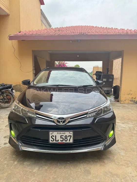 Toyota Corolla 2016 for Sale in Faisalabad Image-1