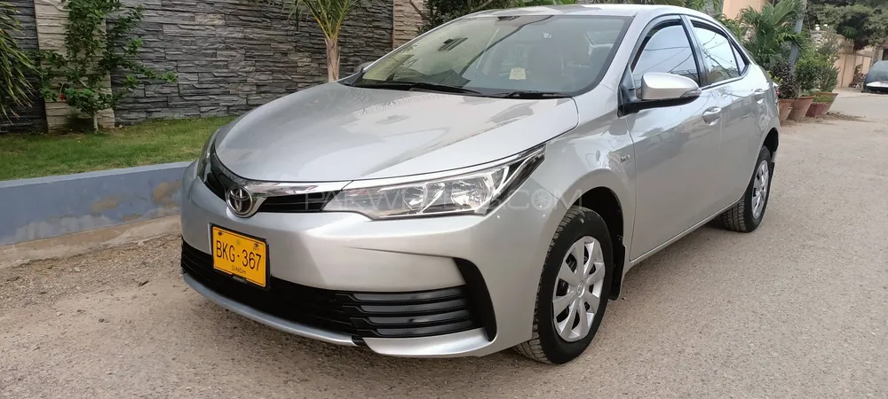 Toyota Corolla 2018 for Sale in Karachi Image-1