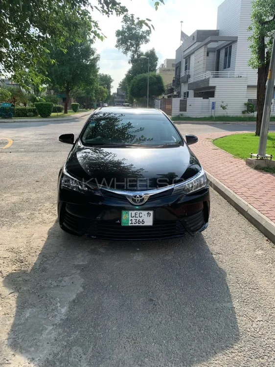 Toyota Corolla 2019 for Sale in Lahore Image-1