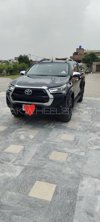 Toyota Hilux 2022 for Sale in Faisalabad Image-1
