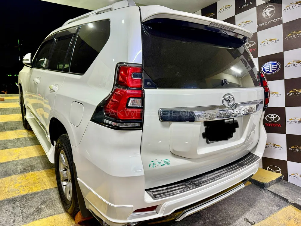 Toyota Prado 2010 for Sale in Lahore Image-1