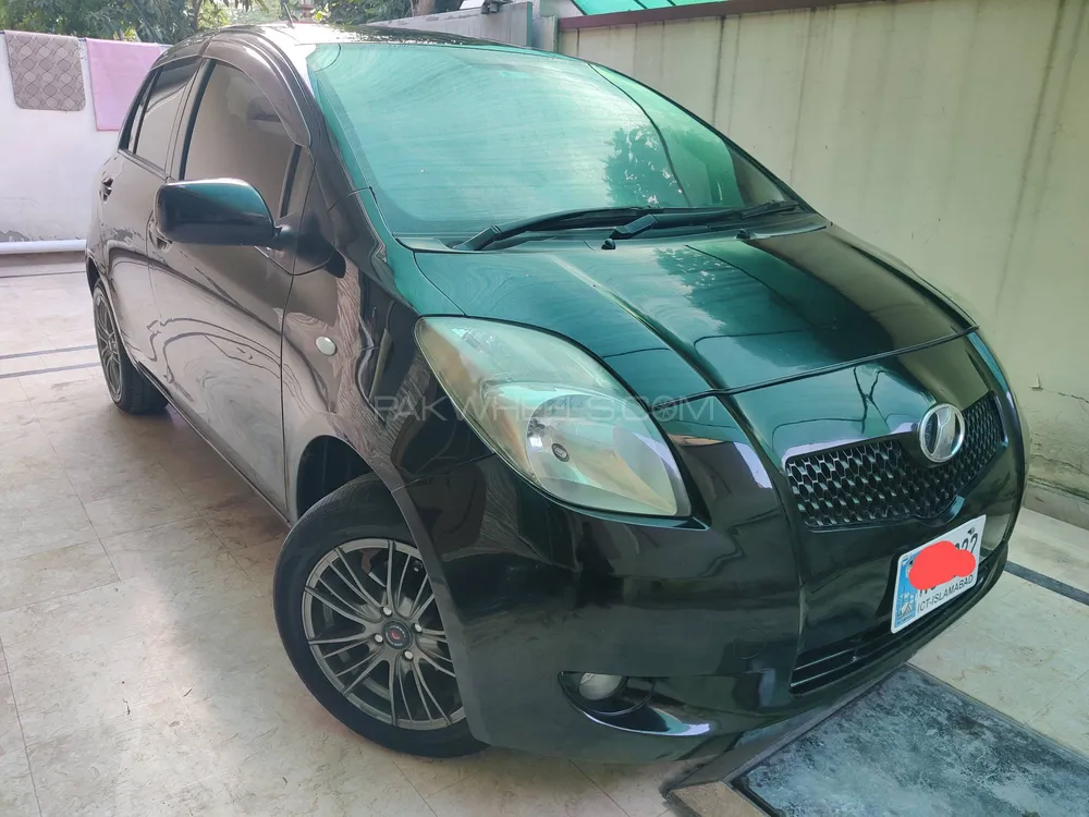 Toyota Vitz 2005 for Sale in Islamabad Image-1