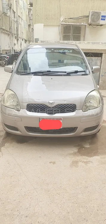 Toyota Vitz 2004 for Sale in Karachi Image-1
