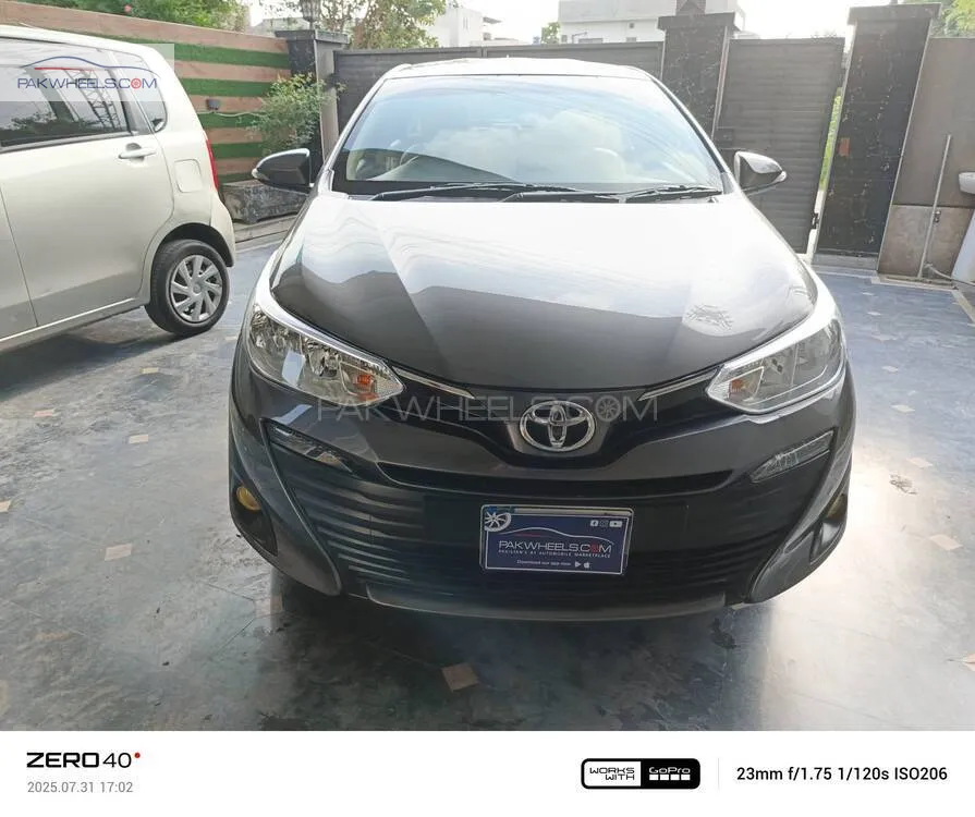 Toyota Yaris Sedan 2021 for Sale in Lahore Image-1