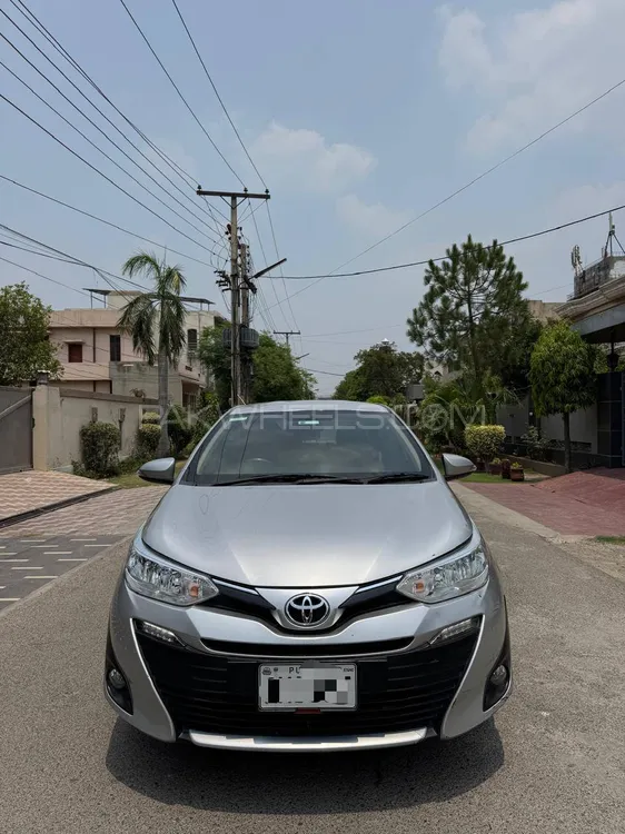 Toyota Yaris Sedan 2022 for Sale in Lahore Image-1