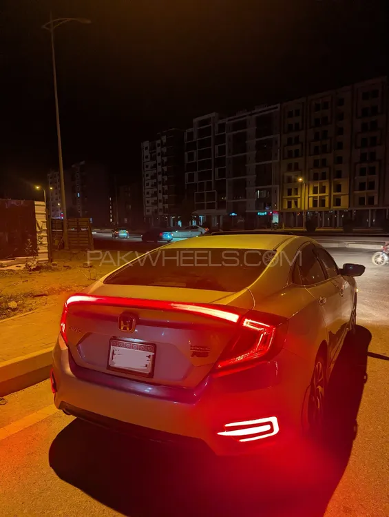 Honda Civic 2017 for Sale in Karachi Image-1