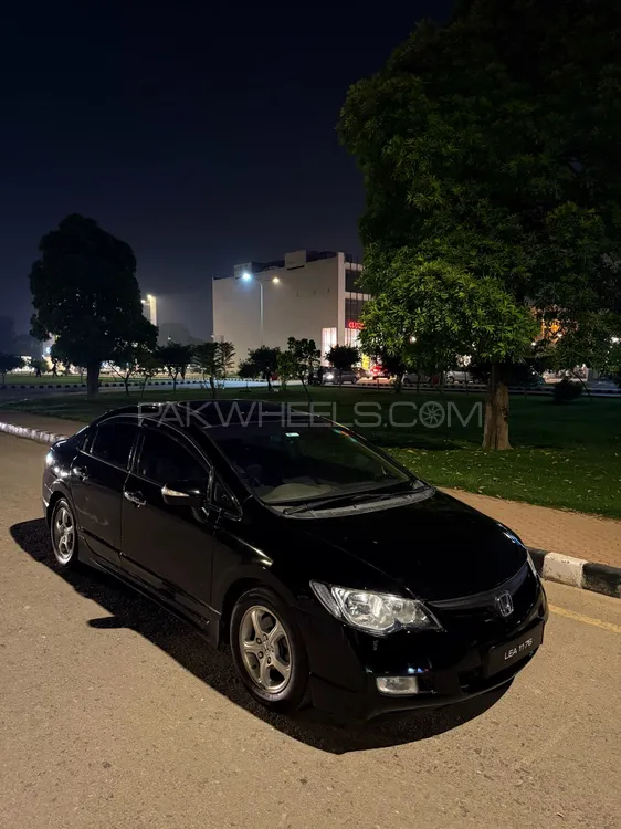 Honda Civic 2010 for Sale in Lahore Image-1