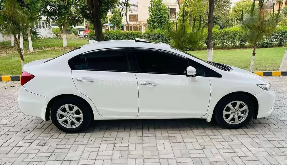 Honda Civic 2014 for Sale in Lahore Image-1