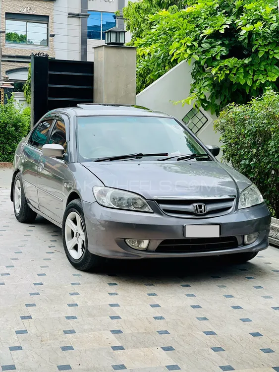 Honda Civic 2004 for Sale in Lahore Image-1