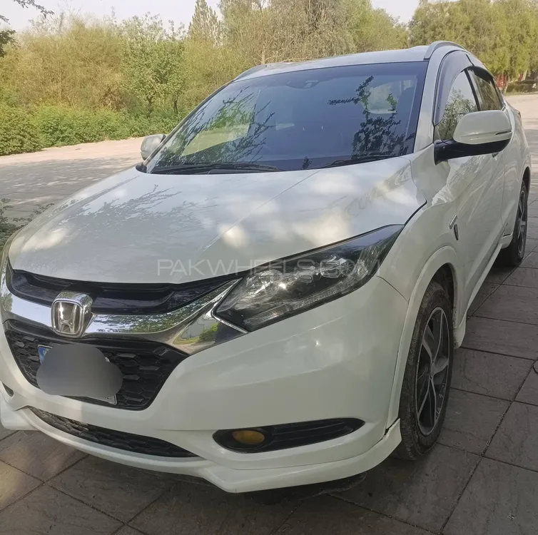 Honda Vezel 2014 for Sale in Islamabad Image-1
