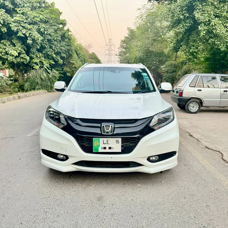 Honda Vezel 2015 for Sale in Gujranwala Image-1