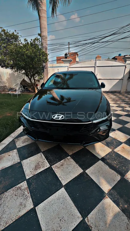 Hyundai Elantra 2025 for Sale in Multan Image-1