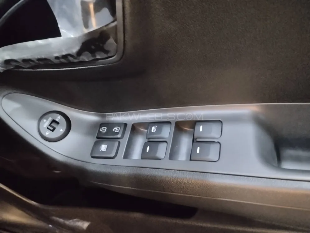 KIA Picanto 2025 for Sale in Lahore KIA Picanto 2025 for Sale in Lahore Image-6
