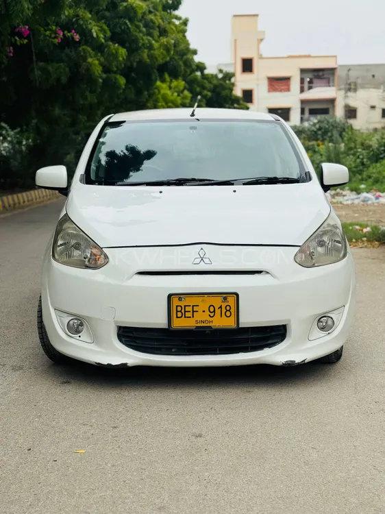 مٹسوبیشی میراج 2012 for Sale in کراچی Image-1