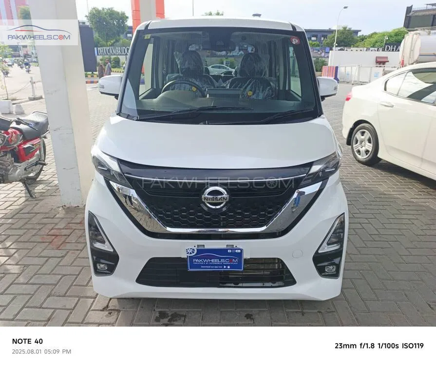 نسان روکس 2023 for Sale in لاہور Image-1