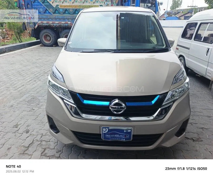 Nissan Serena 2019 for Sale in Islamabad Image-1