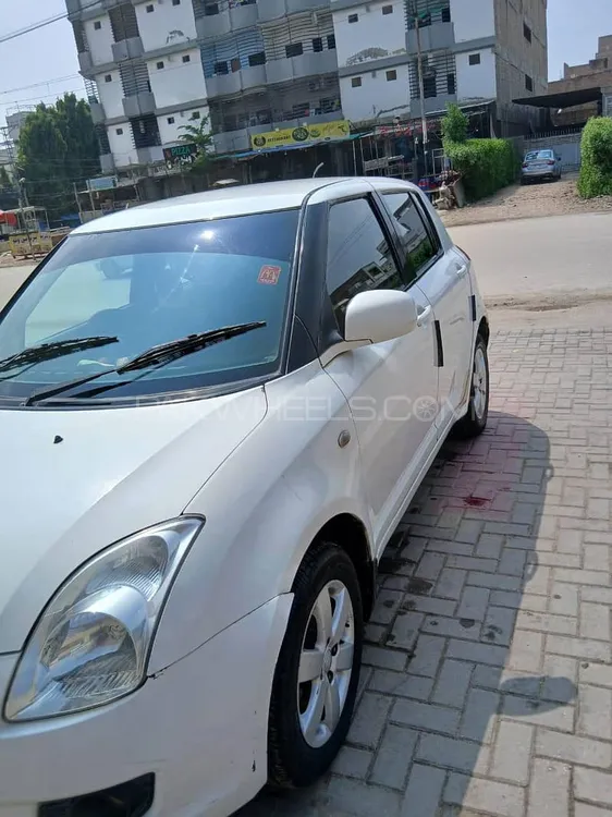 Suzuki Swift 2014 for Sale in Hyderabad Image-1