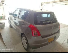 Suzuki Swift DLX Automatic 1.3 Navigation 2017 for Sale