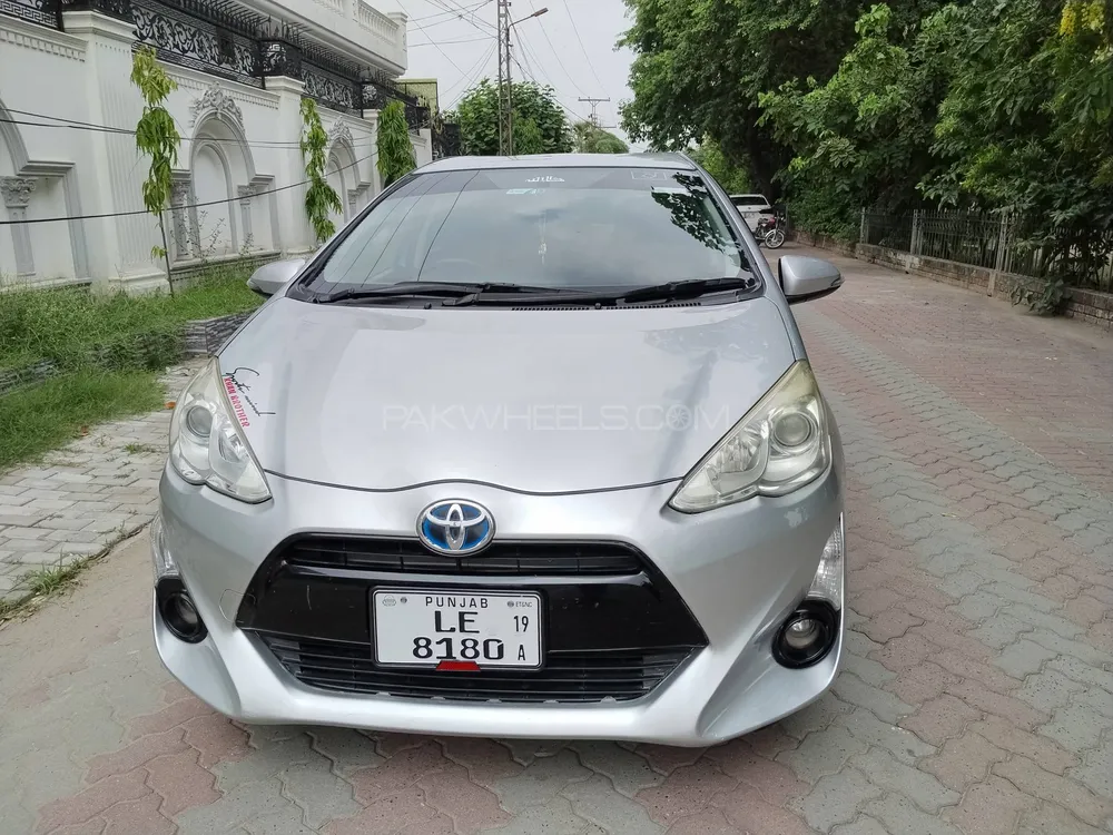 Toyota Aqua 2016 for Sale in Lahore Image-1