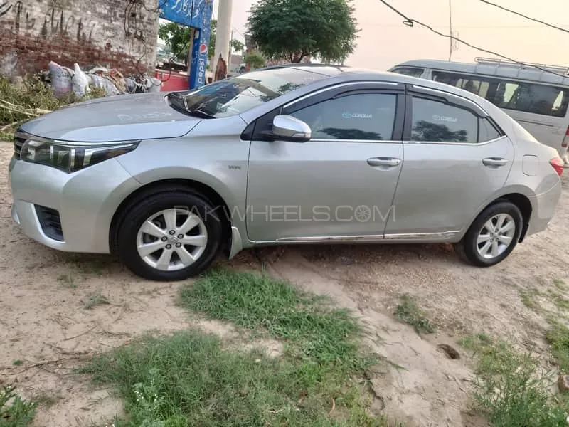 Toyota Corolla 2015 for Sale in Gujranwala Image-1
