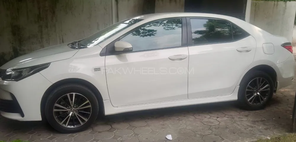 Toyota Corolla 2018 for Sale in Rawalpindi Image-1