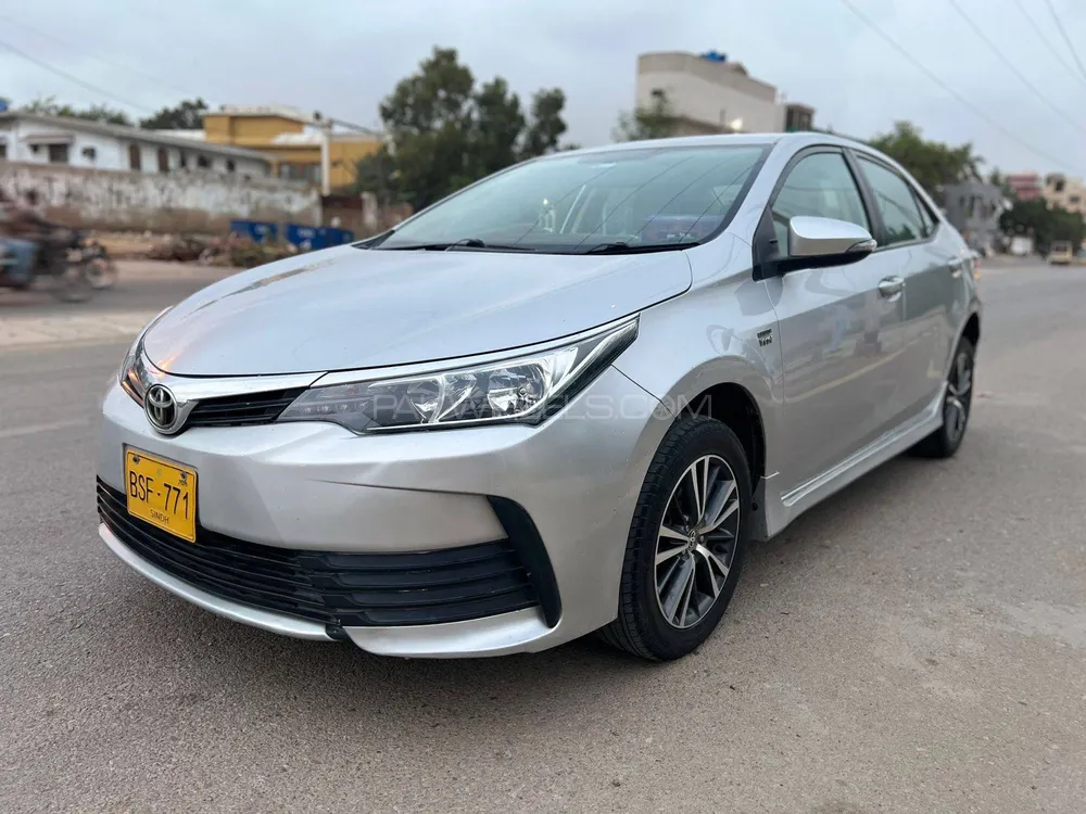 Toyota Corolla 2020 for Sale in Karachi Image-1
