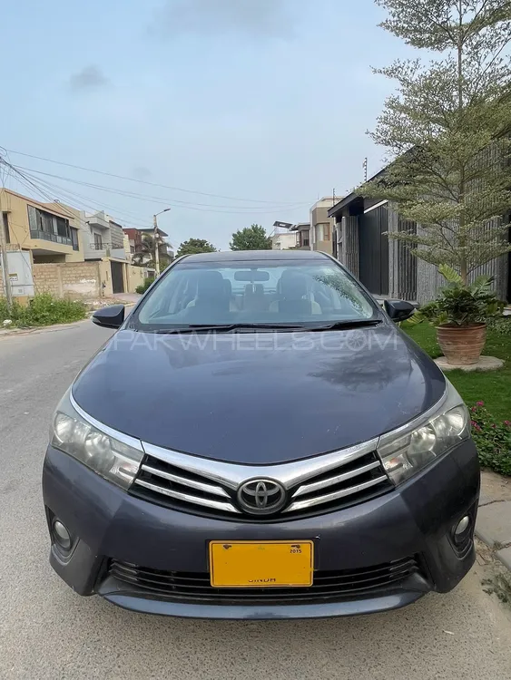 Toyota Corolla 2015 for Sale in Karachi Image-1