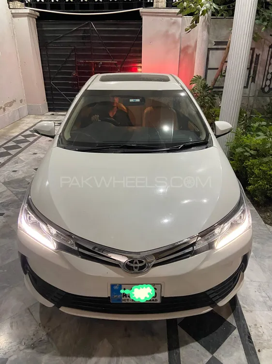 Toyota Corolla 2018 for Sale in Nowshera cantt Image-1
