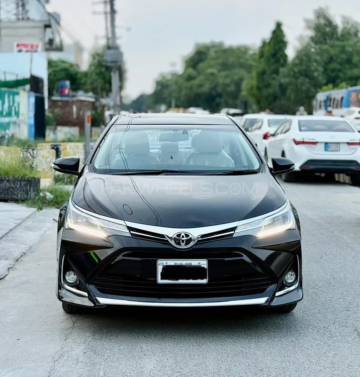 Toyota Corolla 2022 for Sale in Lahore Image-1
