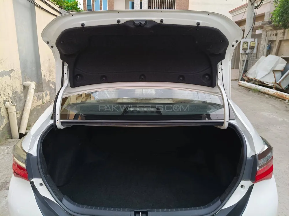 Toyota Corolla 2022 for Sale in Gujrat Image-1