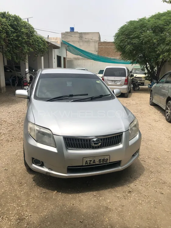 Toyota Corolla Axio 2007 for Sale in Dera ismail khan Image-1
