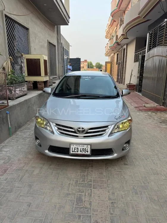 Toyota Corolla 2011 for Sale in Faisalabad Image-1