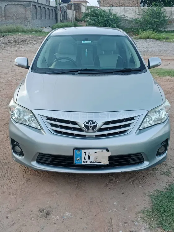 Toyota Corolla 2013 for Sale in Fateh Jang Image-1