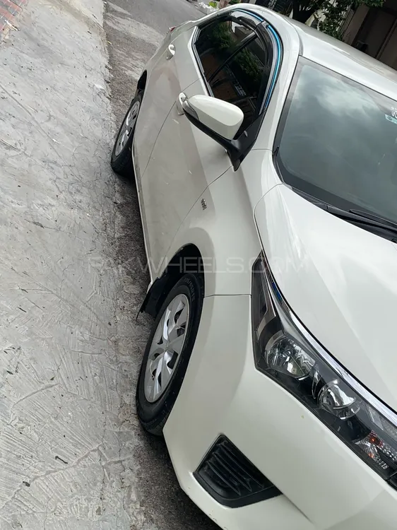 Toyota Corolla 2014 for Sale in Islamabad Image-1