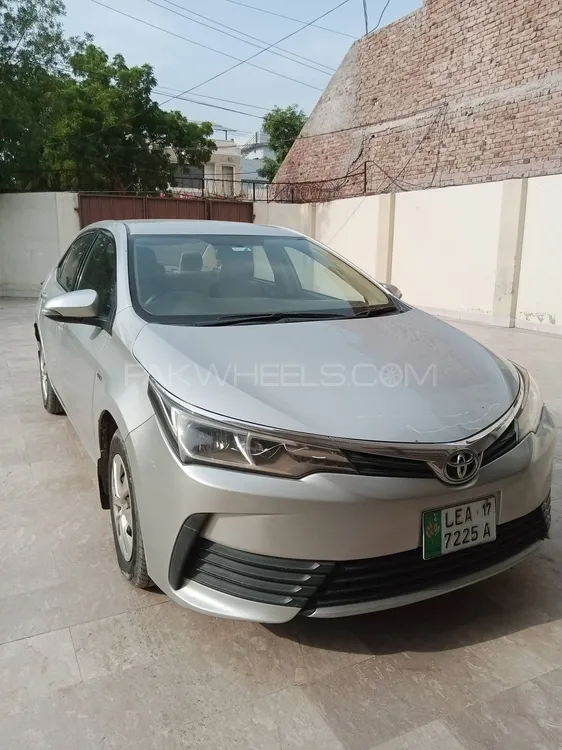 Toyota Corolla 2017 for Sale in Multan Image-1