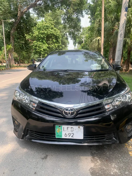 Toyota Corolla 2016 for Sale in Lahore Image-1