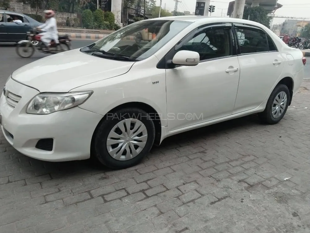Toyota Corolla 2010 for Sale in Lahore Image-1